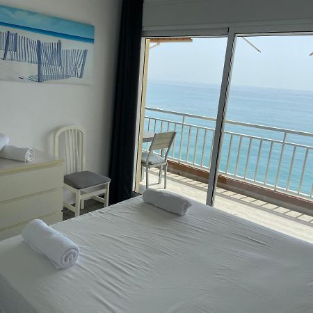 Mediterranean Suite First Line Beach Costa Del Sol Fuengirola Eksteriør billede