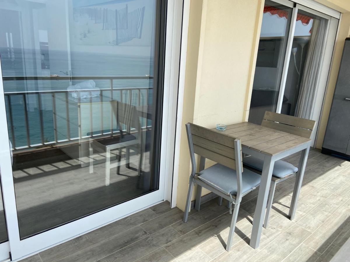 Mediterranean Suite First Line Beach Costa Del Sol Fuengirola Eksteriør billede